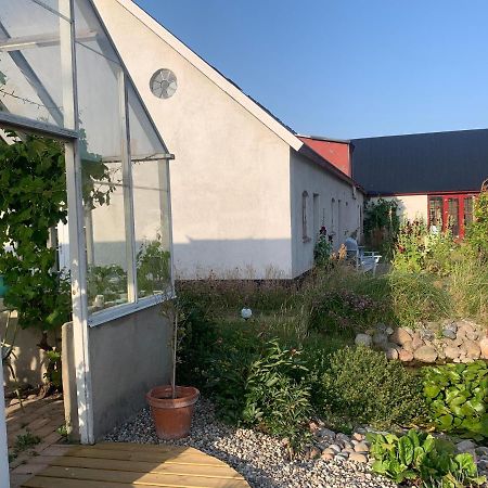 Strandbadsgarden B&B Löderup Exteriér fotografie